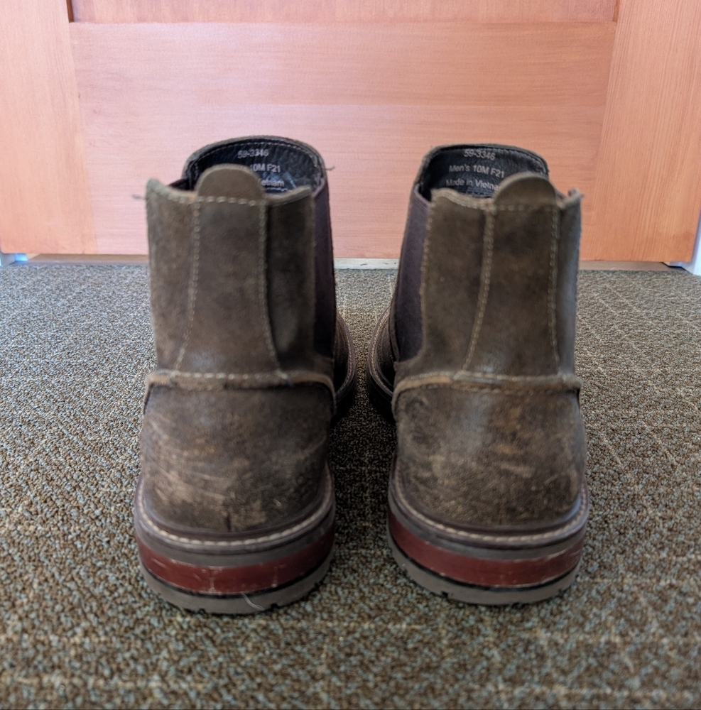 Johnston & Murphy Chelsea Slip On Boots - Picture 6 of 9